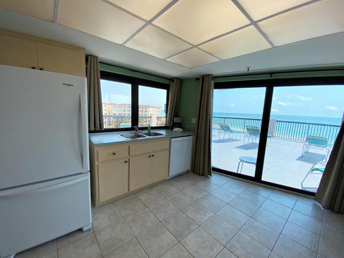 All Seasons Vacation Resort By Liberte Madeira Beach Eksteriør bilde
