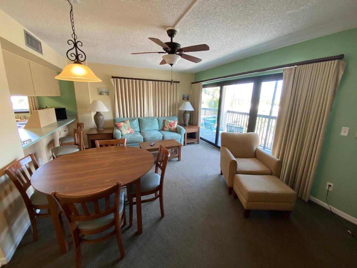 All Seasons Vacation Resort By Liberte Madeira Beach Eksteriør bilde