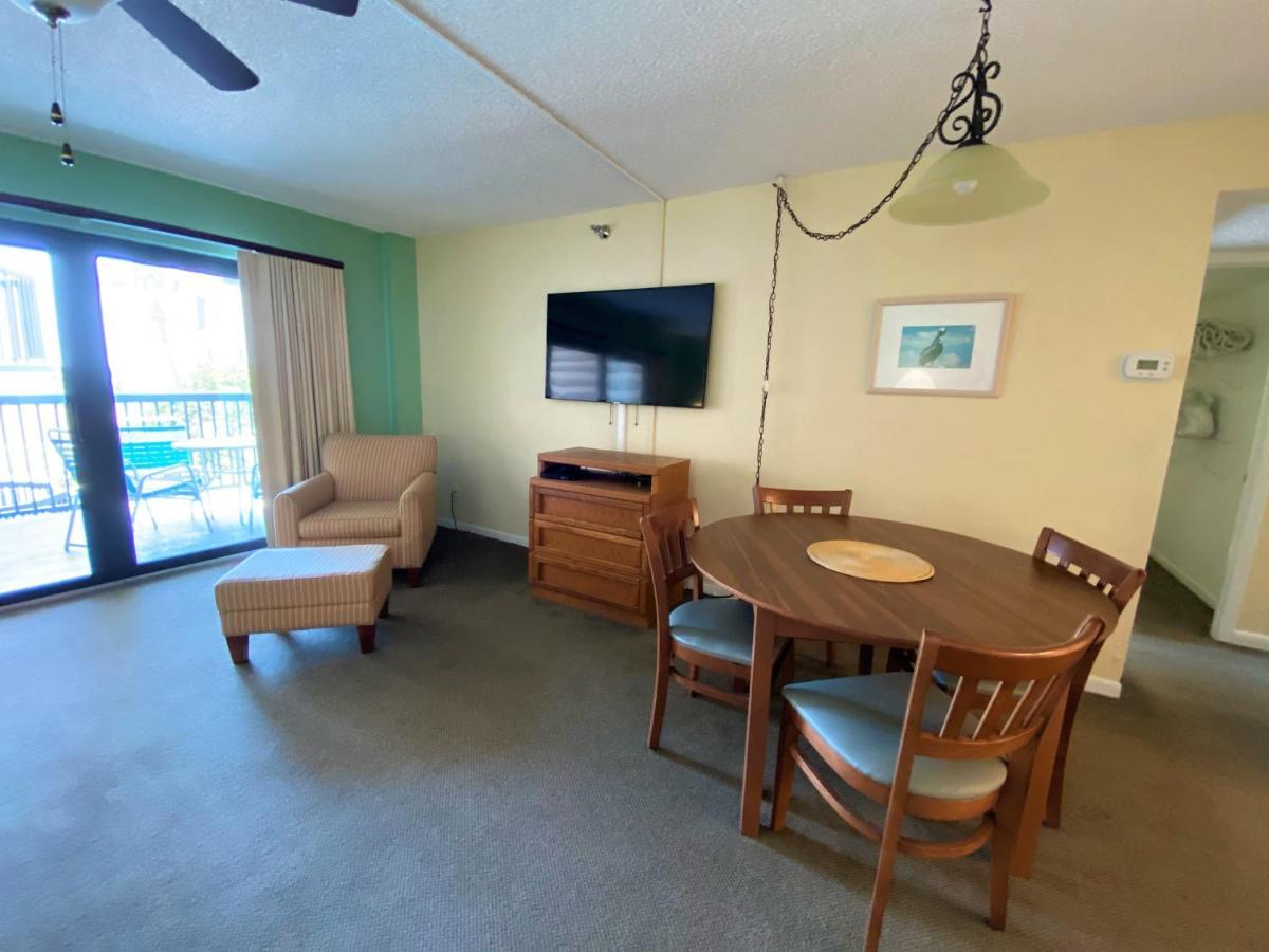 All Seasons Vacation Resort By Liberte Madeira Beach Eksteriør bilde