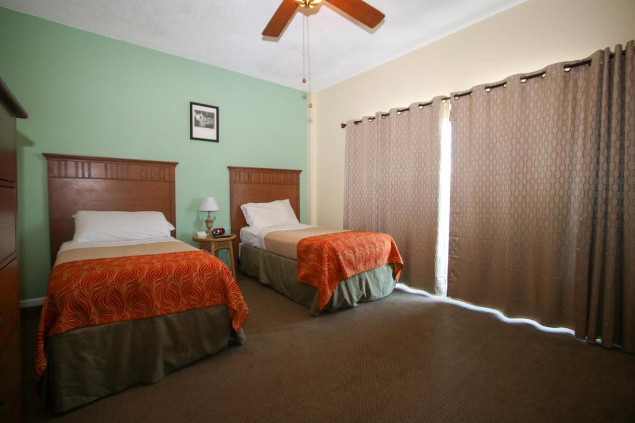 All Seasons Vacation Resort By Liberte Madeira Beach Eksteriør bilde