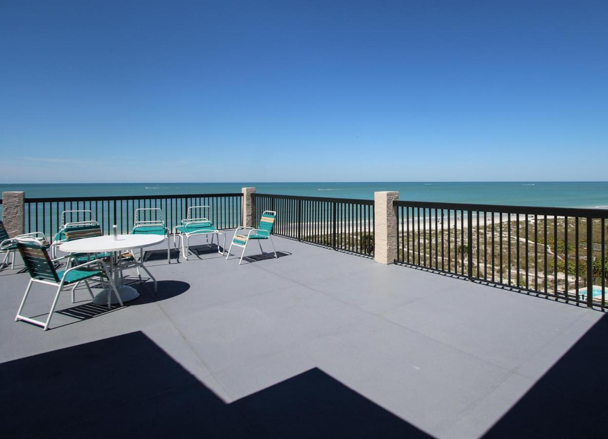 All Seasons Vacation Resort By Liberte Madeira Beach Eksteriør bilde