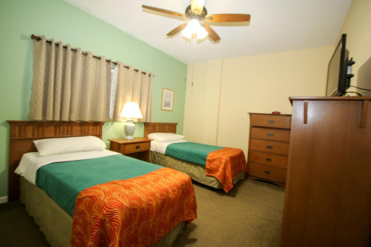 All Seasons Vacation Resort By Liberte Madeira Beach Eksteriør bilde